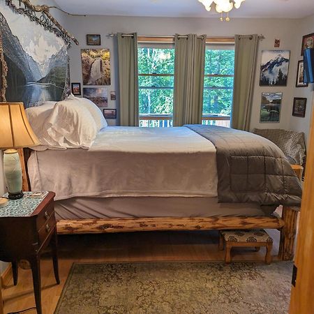 Pond Memories - National Parks Suite - Paddling Included! Surry Buitenkant foto