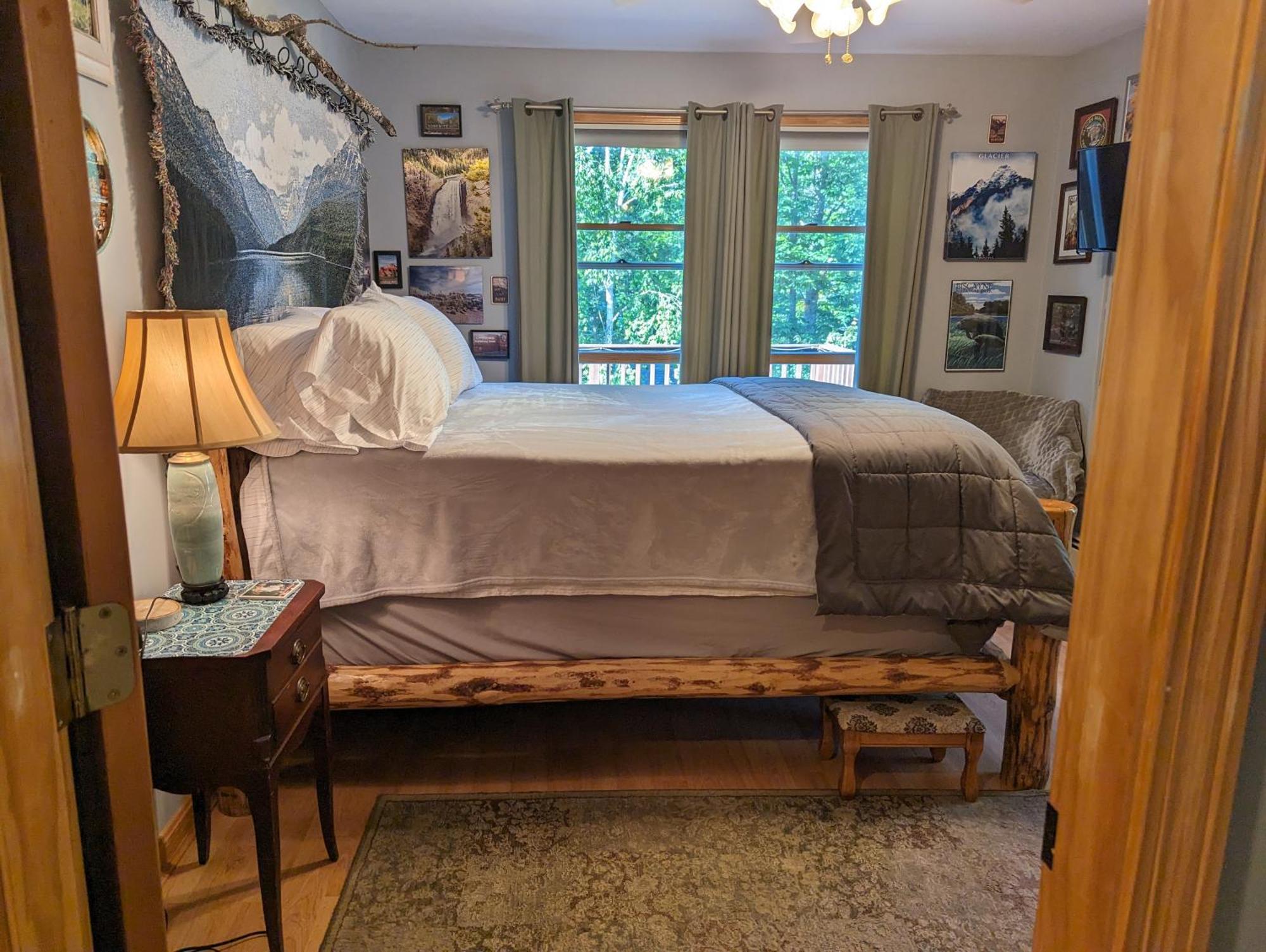 Pond Memories - National Parks Suite - Paddling Included! Surry Buitenkant foto